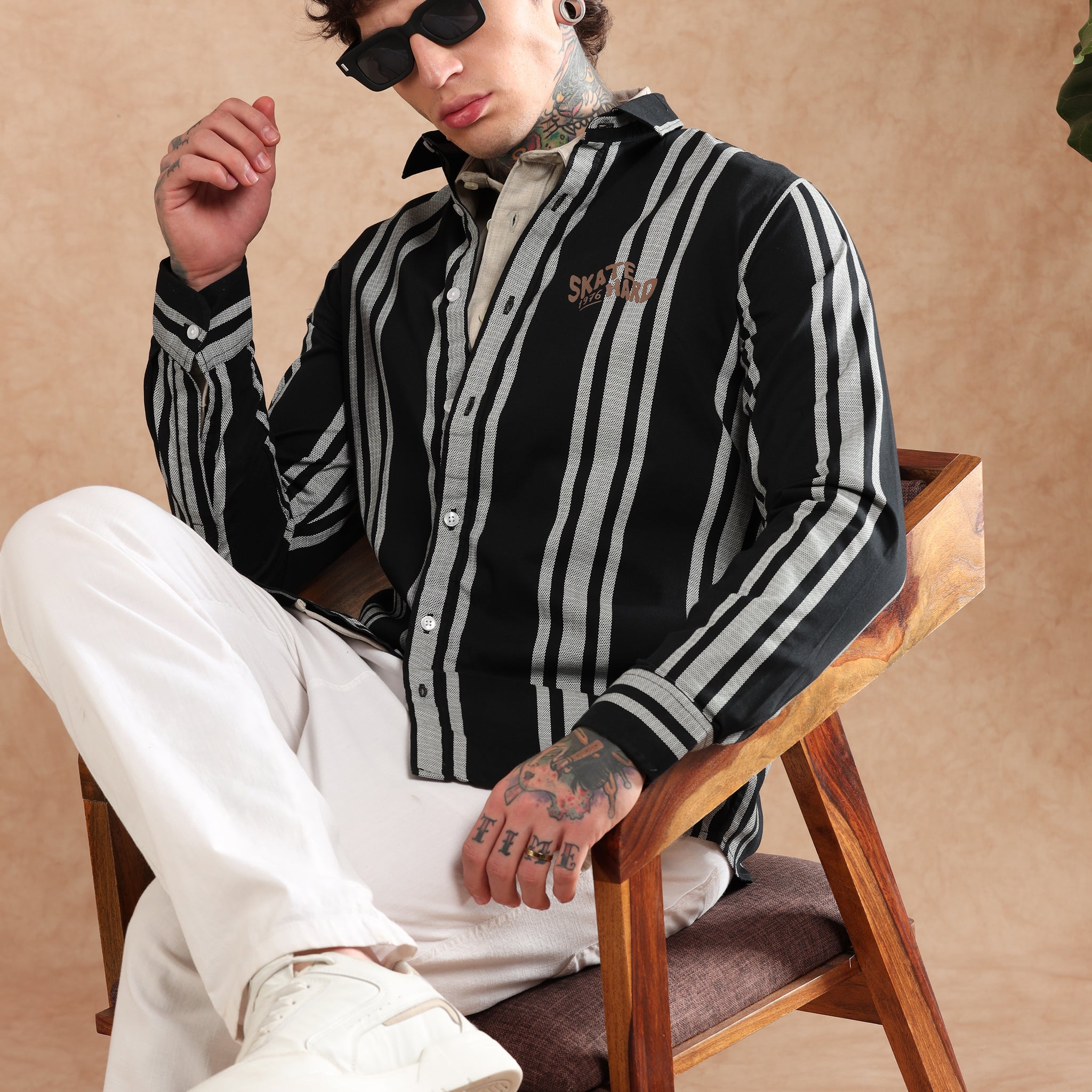 CORDUROY STRIPED BUTTON DOWN COLLAR SHIRT
