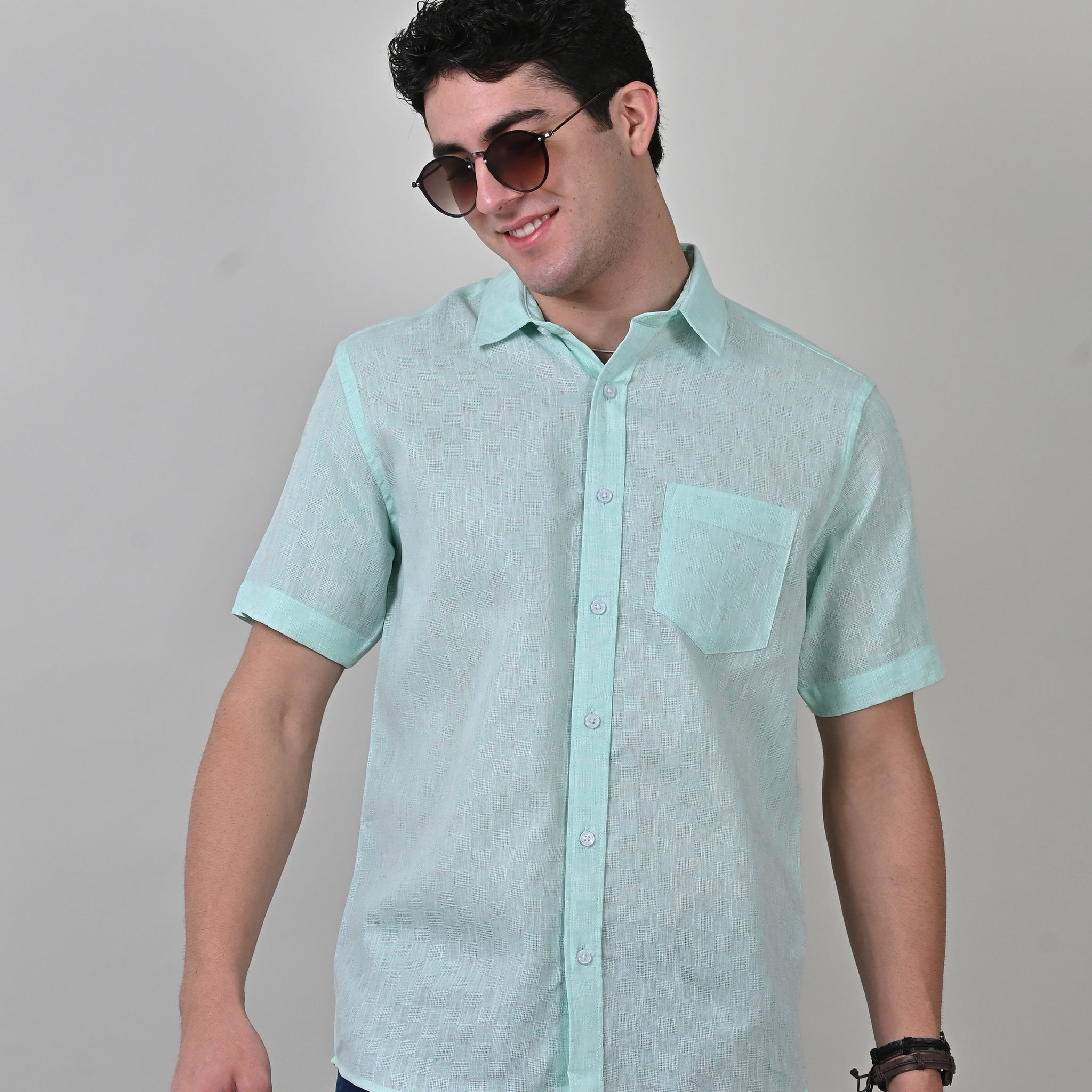 Moc Lino Light Green Plain Textured Half Sleeve Shirt